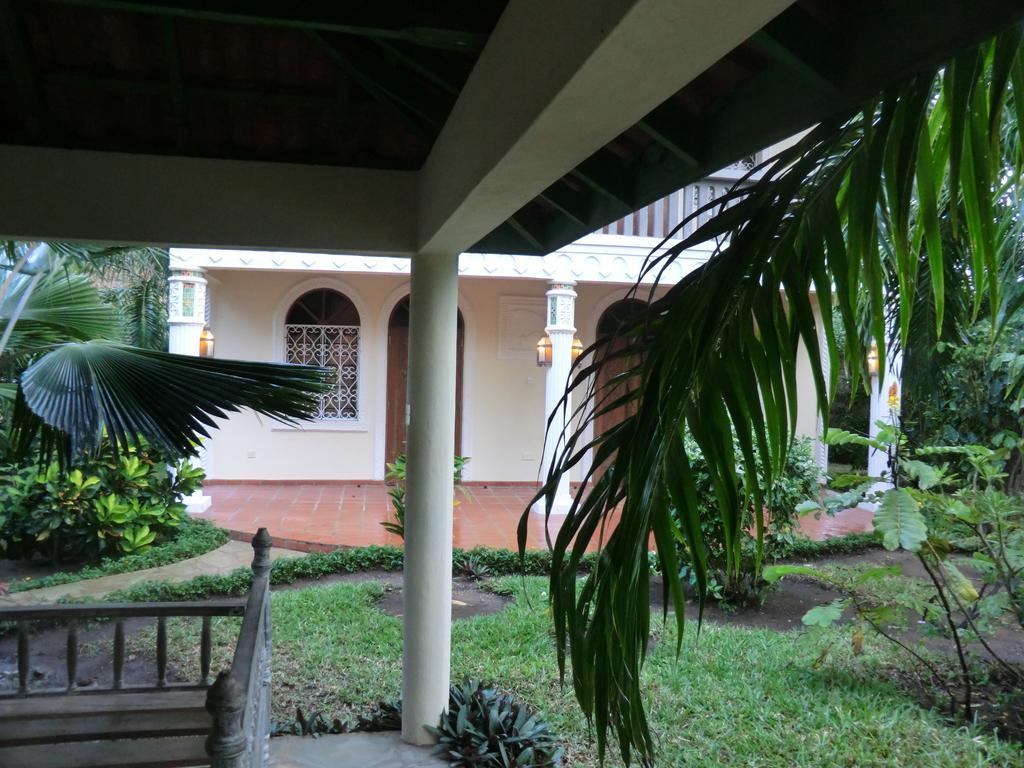 Villa Lamuhouse Diani Beach Quarto foto