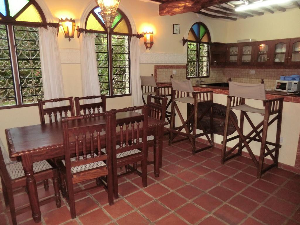Villa Lamuhouse Diani Beach Quarto foto