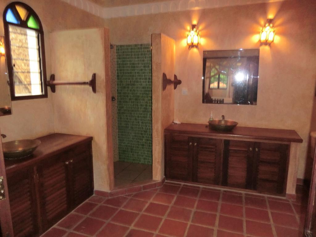 Villa Lamuhouse Diani Beach Quarto foto